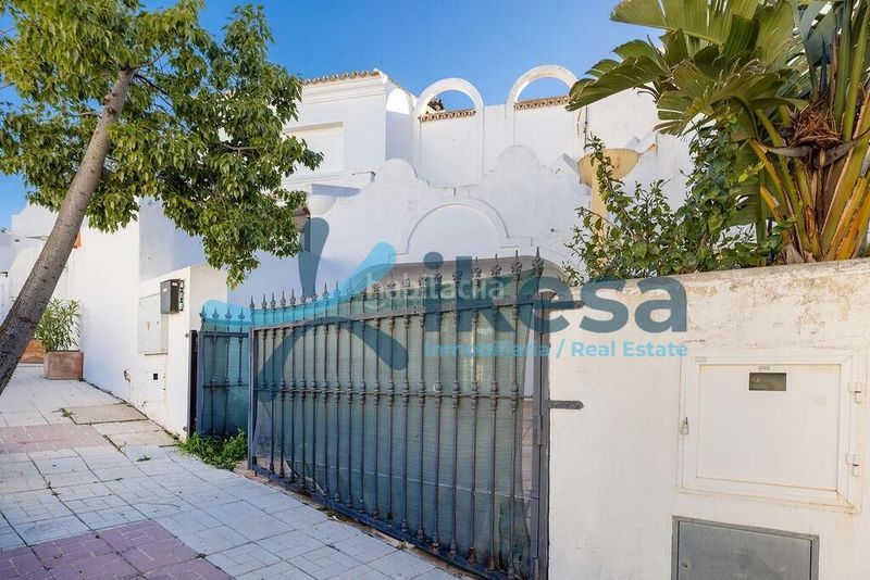Foto f0664d09-5c85-4a1b-87a8-ee0e42bafa6b. Casa adossada amb piscina a reserva de Marbella Marbella