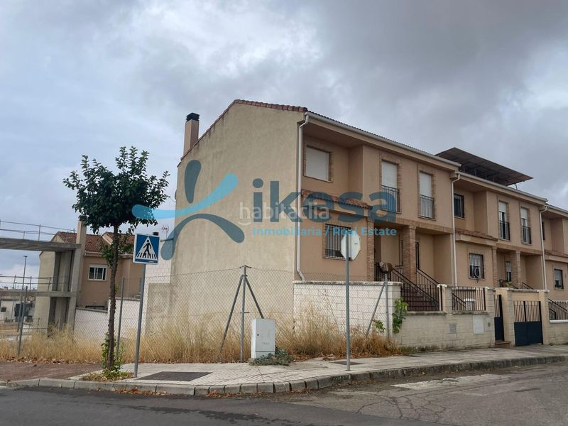 Foto 986fb1ae-ea49-48f6-9b0b-ea37152e38f2. Casa venta de vivienda , jaén. activo inmobiliario sin posesión, no se puede visitar, ni financiar. en Linares