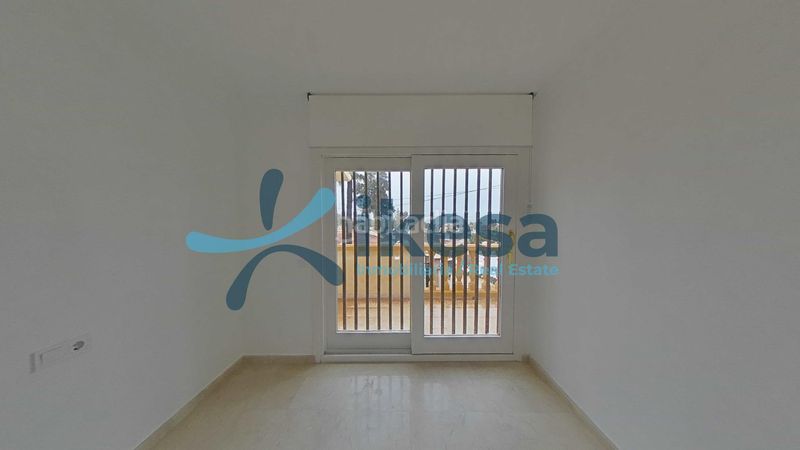 Foto b704421a-1c63-4288-877e-6c0c1b19e0ef. Casa adossada a Costabella Marbella