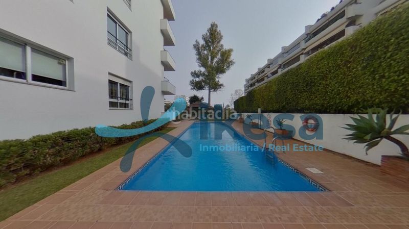 Foto e68c9ea5-eb27-4d5a-b8fc-f2d3c9cb4145. Pis amb aparcament piscina a Guadalmina Alta Marbella