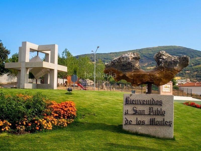 Foto 4c898e92-ba30-4707-b58c-49e318924f87. Edifici a San Pablo de los Montes