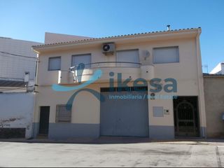 Pis a Alcaudete. Venta de vivienda en alcaudete, jaén. activo inmobiliario sin po