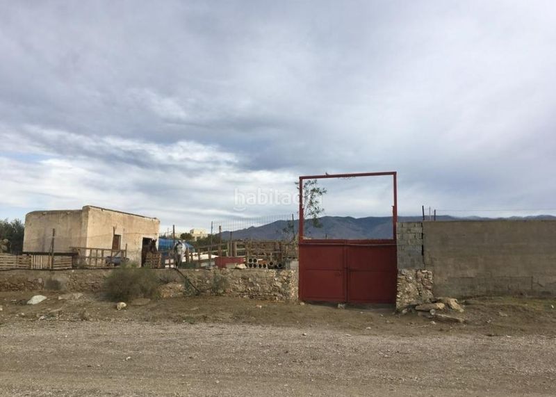 Foto 61a86bbd-a098-461b-80ae-c1662f824344. Finca rústica venta de suelo rustico con edificación almería en Pechina