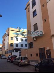 Apartamento en La Paz - Las Américas. Venta de apartamento en linares, jaén. activo inmobiliario sin p