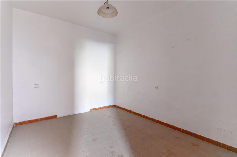 Foto ebf8713a-057b-4191-a171-1f1bdb0ea207. Casa adossada a calle generalife (sm) 50 a Santa María del Águila Ejido (El)