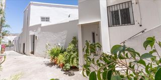 Pis en Calle la paz 6. Piso a reformar en venta en g�dor, almer�a.