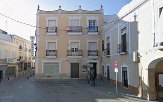 Local Comercial a Plaza plaza españa 18. Local en venta en montijo, badajoz
