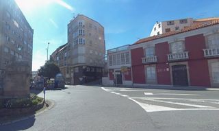 Flat in Santa Uxía de Ribeira. Piso en venta en ribeira. alquilado. no se puede visitar.