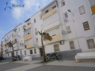 Appartamento in Las Torres - Guadalupe. Venta de vivienda en la zona de av. palomeque, huelva. activo si