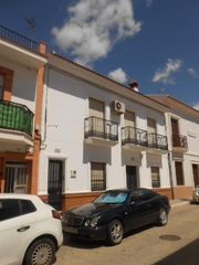 Flat in Gibraleón. Venta de vivienda en gibraleón, huelva. activo sin posesión  alq