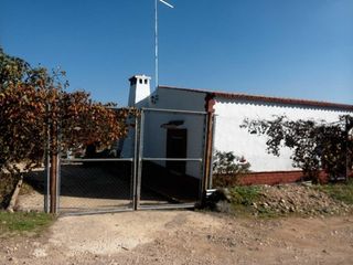 House in Guarromán. Venta de casa en polígono arroyo de san vicente, guarromán, jaén