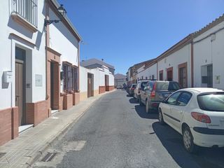 Maison à Niebla. Venta de casa en niebla, huelva. activo inmobiliario sin posesió