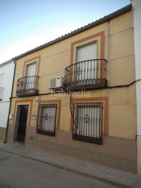 Foto 9c656314-90be-47ef-b5a6-5b612773832f. Casa a Jódar