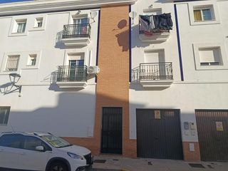 Appartamento in Isla Cristina. Venta en proceso de puja de piso en isla cristina huelva