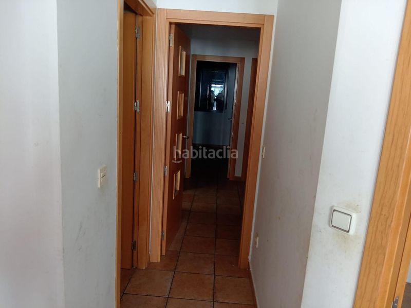 Foto 4591b751-c757-4025-8876-93db63de842a. Casa adossada amb aparcament a Isla Cristina