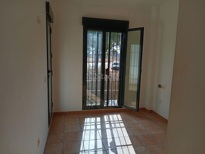 Foto 7bab6fcc-1155-4316-8a1c-db6d432acd12. Casa adossada amb aparcament a Isla Cristina
