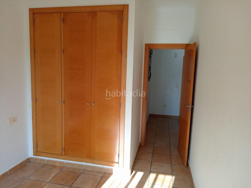 Foto f02a5d1f-413d-41a6-9645-4eb7465eed2a. Casa adossada amb aparcament a Isla Cristina