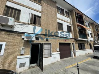 Local Comercial a Castilleja de la Cuesta. Venta de local comercial en castilleja de la cuesta  sevilla ven