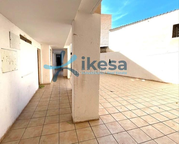 Foto 5a5bc770-a694-483a-a0b2-7cceead2b603. Aparcament cotxe a Las Norias Ejido (El)