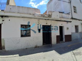 Casa adossada a Torreblanca. Venta de chalet adosado en sevilla