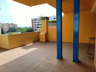 Apartament a Urbadiez - Entrepuentes. Venta de apartamento en sevilla