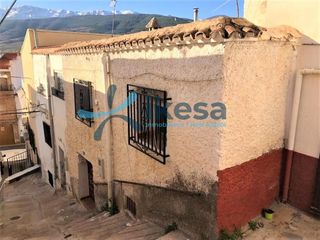 Casa adosada en Fiñana. Oportunidad de inversión en el corazón de fiñana  adosado a refo