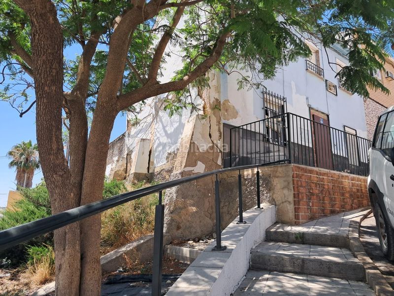 Foto e89a8f17-cef3-46e3-9995-a4785aeaebd5. Casa a Puente Genil