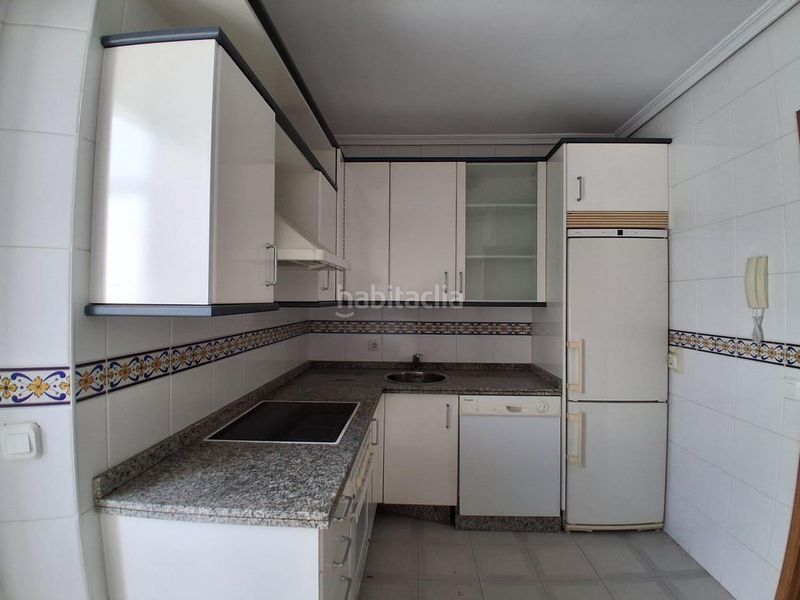 Foto ff1a0593-2e5f-4c3f-8e1a-726f181dd822. Pis a Centro Huelva