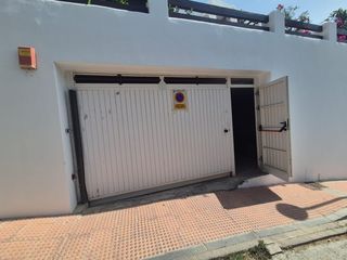 Parking coche en Cotobro