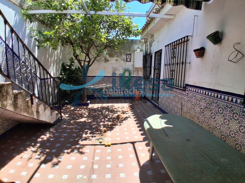 Foto c4e2bce5-8fe7-4978-a6bb-7e96e842d093. Casa a Burguillos