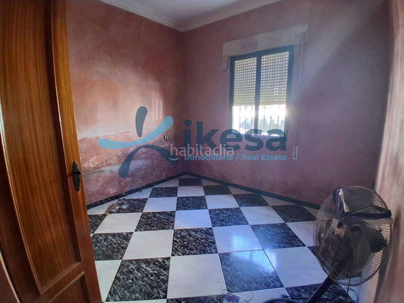 Foto fdfde677-7a4e-4ee7-b0a2-e602e0489ef7. Casa a Burguillos