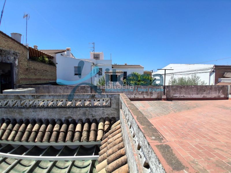 Foto ff6d3457-ea4d-4702-904a-117022e8e271. Casa a Burguillos