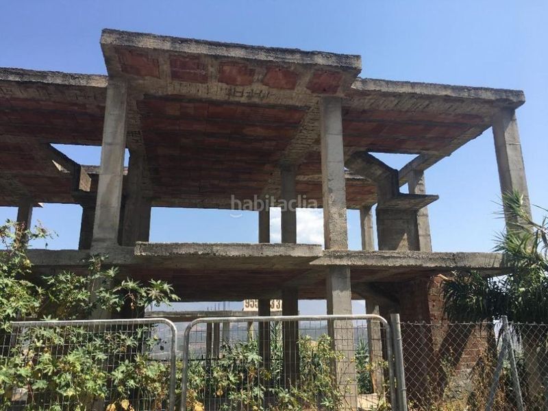 Foto ddaf04c1-6ff1-4d40-a917-40b7f54c0531. Edifici a Manilva pueblo Manilva