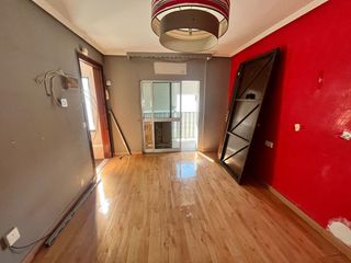 Piso en El Carmen - Cardeñas