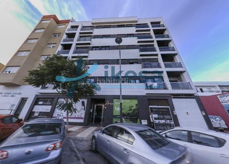 Foto b0d9b7b6-6521-4965-8e59-6b603eee52f6. Edifici a Aguadulce Norte Roquetas de Mar