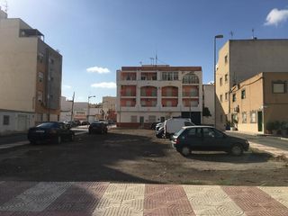 Terreno residencial en Roquetas pueblo