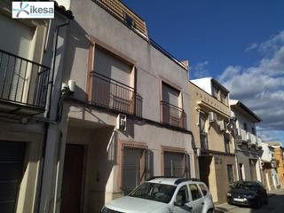 Pis a Úbeda. Piso con 3 habitaciones en ubeda