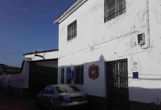 Bâtiment à usage industriel à Cala. Venta de nave industrial en cala.