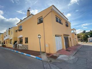 Casa a Alcalá de los Gazules. Impresionante casa en urbanización en alcalá de los gazules