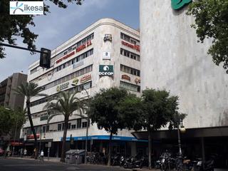 Oficina  Avenida ronda de los tejares. Oficina  despacho en avenida ronda de los tejares.