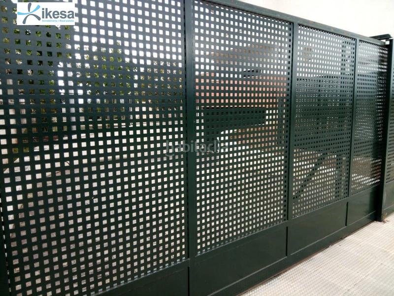 Foto 3562d9fc-da6c-48eb-a25e-e9f9ba30926e. Posto auto in Atarfe