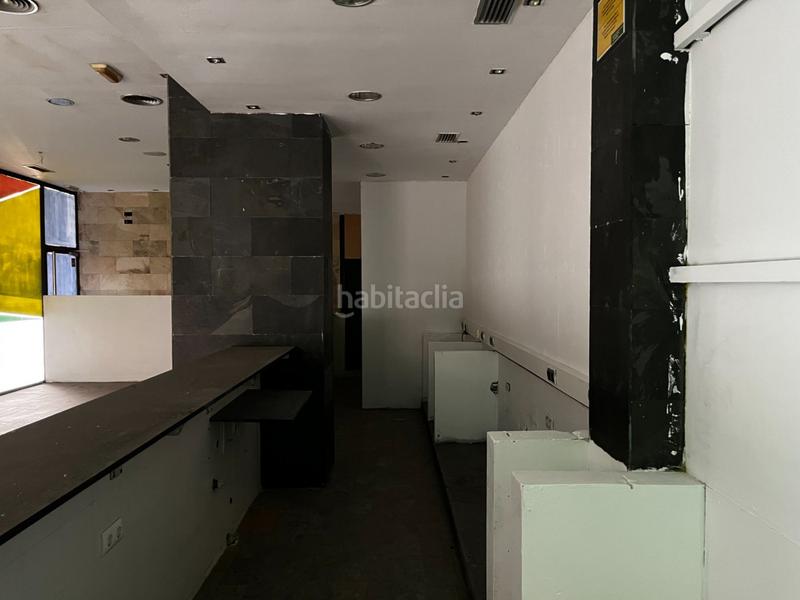 Foto 3a5e53a6-0202-4746-ab67-a496b74ee505. Locale commerciale in calle el aceitunillo in Avenida Juan Diego Bormujos