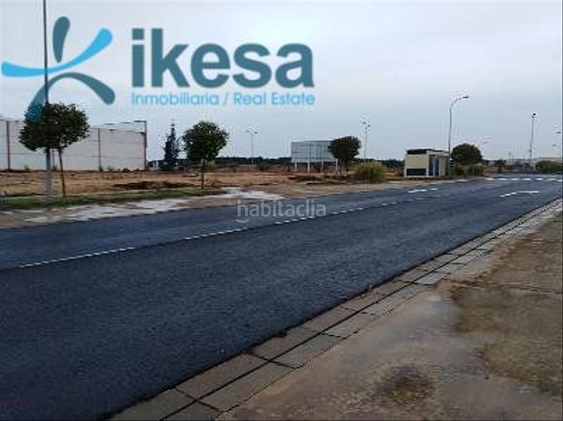 Foto 22ee7e3d-4f15-47b3-8c31-952693206a80. Terreno residencial solar en lopez en Lepe
