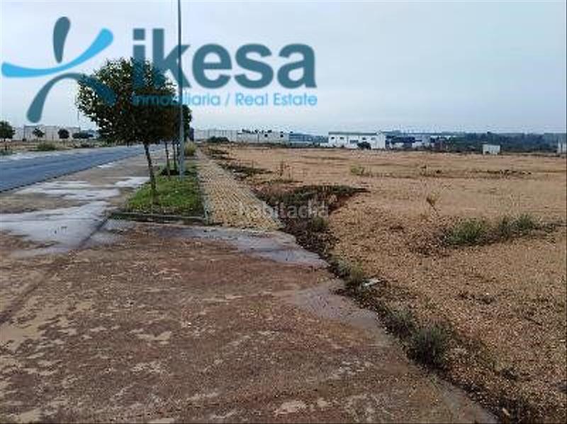 Foto 82bcb210-5cbc-415f-ac09-82418e42f852. Terreno residencial solar en lopez en Lepe