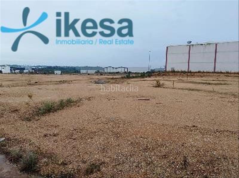 Foto 831f84c2-87c1-4aff-be9f-a7f10f684133. Terreno residencial solar en lopez en Lepe