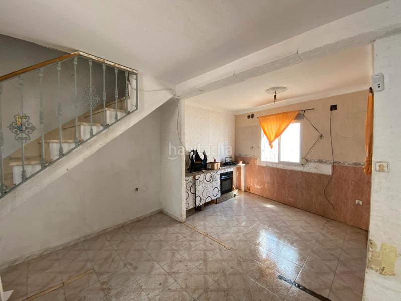 Foto e3a659cb-dfcc-4a68-93b7-ff2c7e08e9f1. Casa adosada vivivenda adosada en torre alhaquime en Torre Alháquime