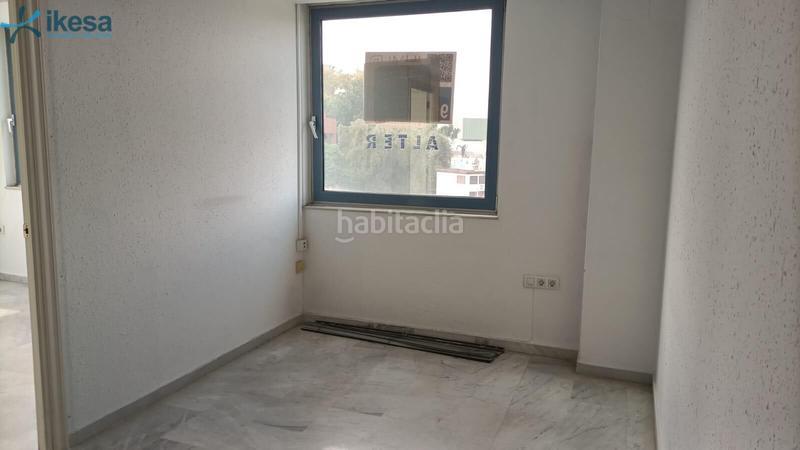 Foto 53bf7254-f3ff-4704-8301-d7b09662ef04. Oficina a Santa Clara Sevilla