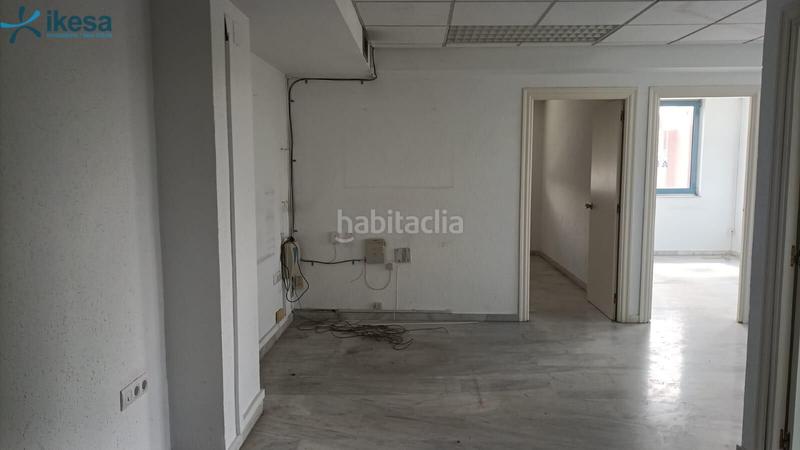 Foto 79501fee-cd44-4ba7-b1bd-be002b1f2518. Oficina a Santa Clara Sevilla