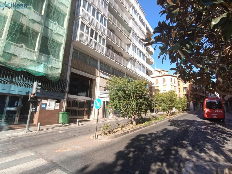 Foto 403fbb12-a243-467d-aaf6-10499ae4e167. Oficina  en el centro en San Matías - Realejo Granada