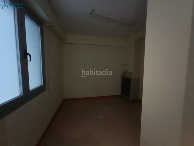 Foto bb426ef6-05ba-43b4-be3d-1f06004d95c0. Oficina  en el centro en San Matías - Realejo Granada